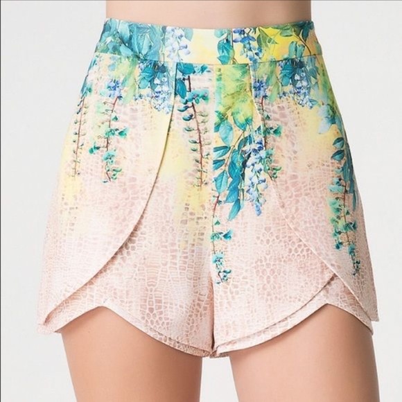 bebe Pants - Bebe Floral High Waisted Layered Shorts